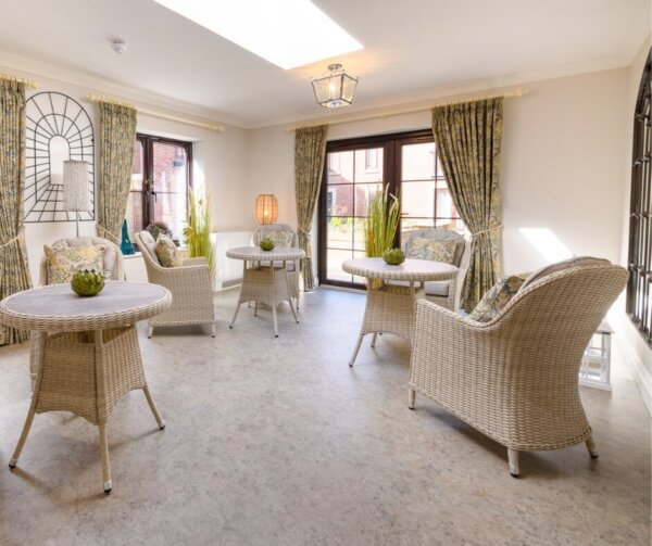 What to look for when viewing a care home for a loved one – Highgate Care What to look for when viewing a care home for a loved one - Highgate Care
